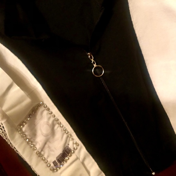 New NWT European brand black and white top jacket and pants suit size M/L - Picture 5 of 16